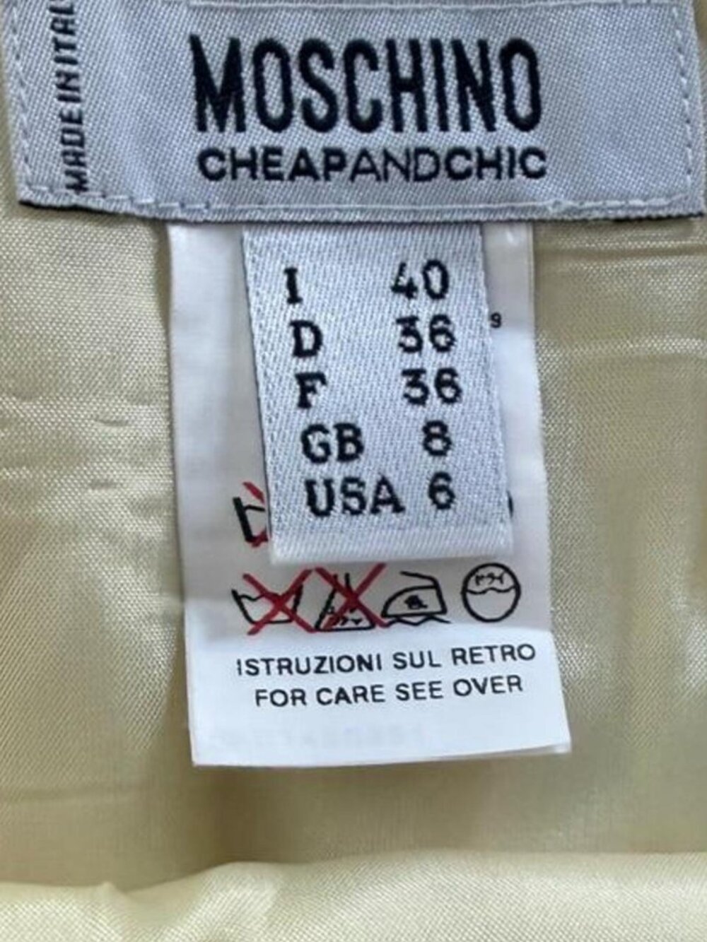 Moschino vintage Cheap and Chic cream/yellow mini skirt with colorful print - Picture 3 of 4
